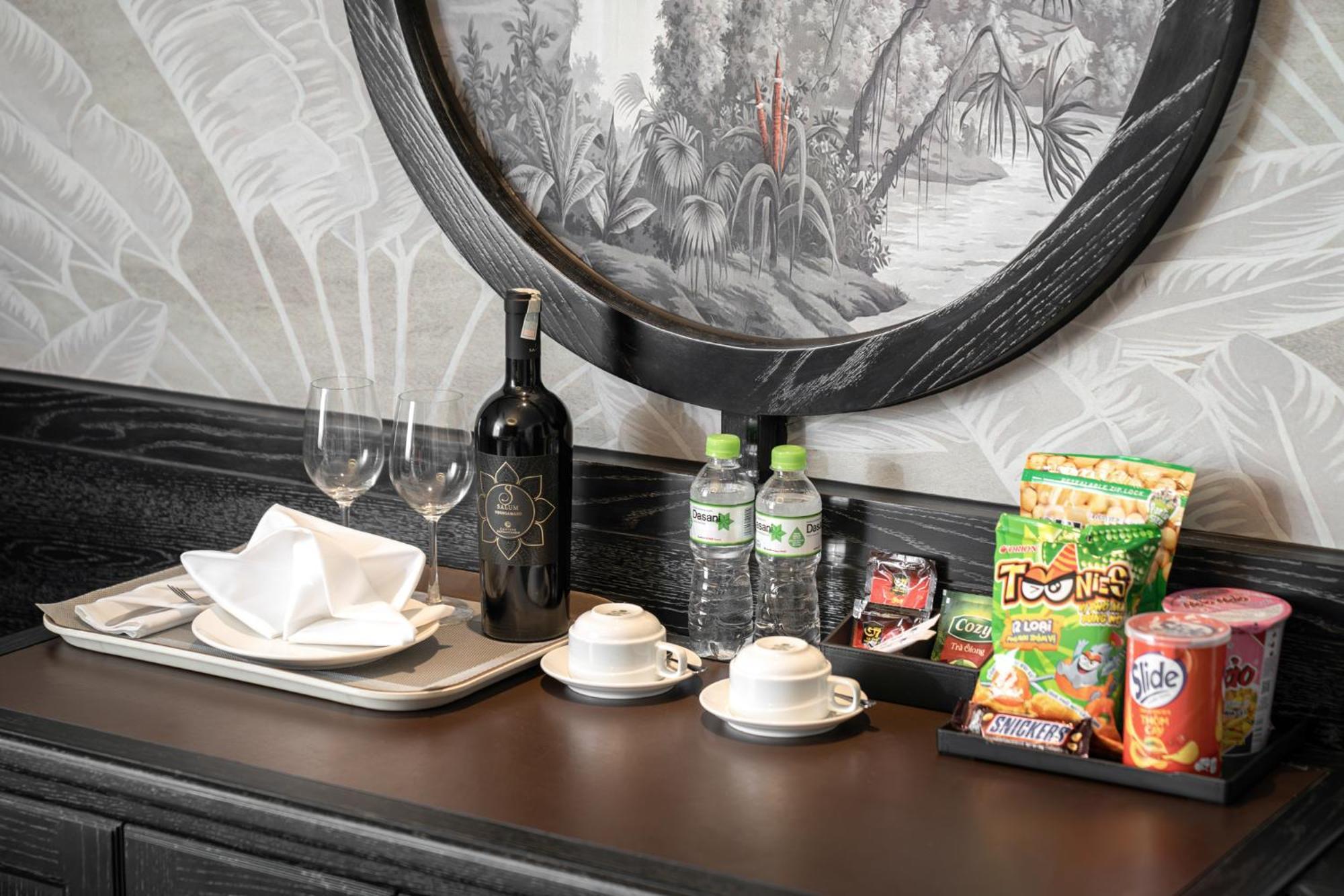 Luxe Paradise Premium Hotel Ханой Екстериор снимка